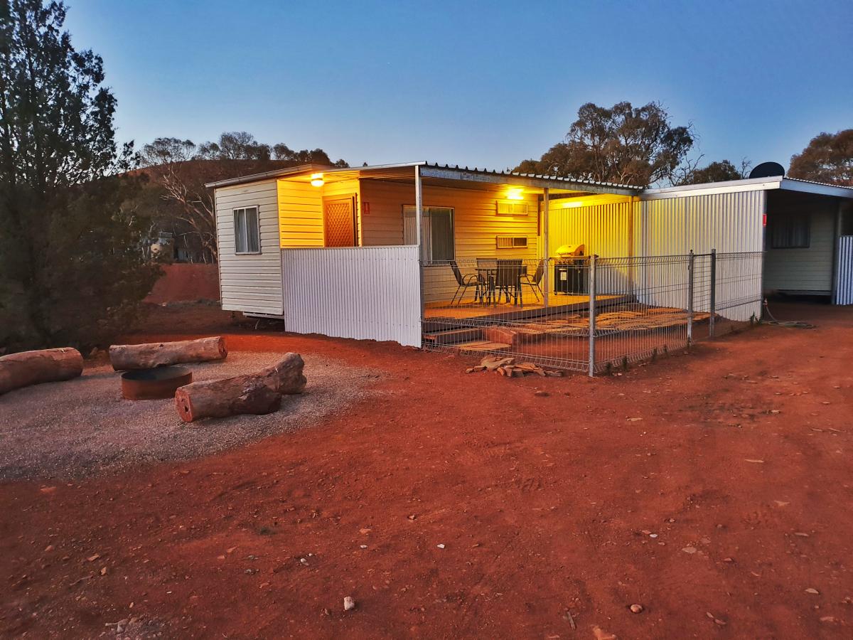 Jillaroo's Hut, Skytrek Willow Springs Station